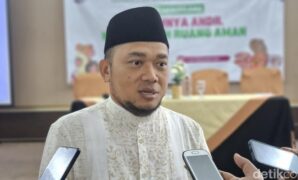 1764932750118-komisioner-komnas-perempuan-daden-sukendar-1764923839770_169