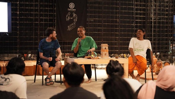 1764997539915-forum-27-an-jatiwangi-art-factory-jaf-majalengka-1764929701859_169