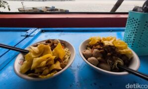 1765083900011-mi-ayam-abah-ule-di-tepian-waduk-darma-1765007166162_169