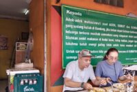 1765105510430-kedai-lontong-medan-di-dipatiukur-kota-bandung-gratiskan-makanan-untuk-mahasiswa-terdampak-bencana-sumatera-1765087887805_169