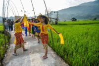 1765278320907-melihat-keseruan-festival-sawah-di-kabupaten-sumedang-1