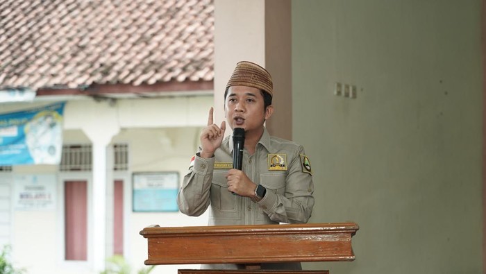 1765299908619-anggota-komisi-ii-dprd-jawa-barat-dari-fraksi-ppp-arief-maoshul-affandy-1761205058175_169