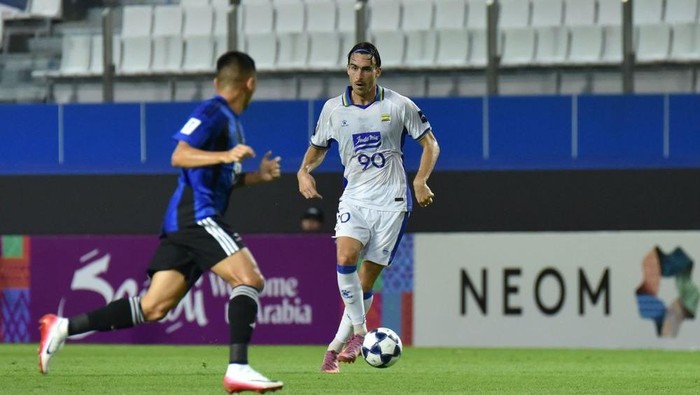 1765364727508-andrew-jung-1762771379677_169