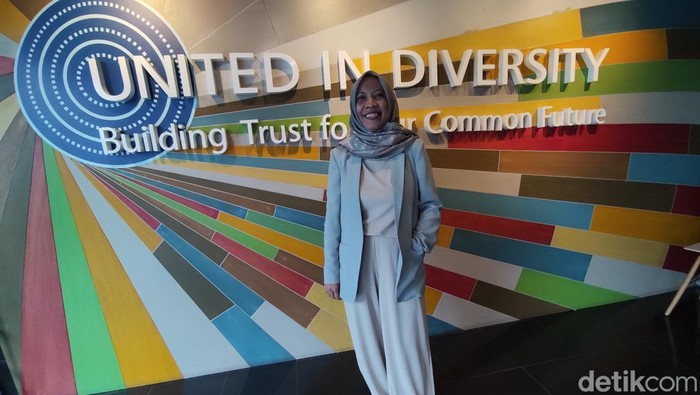 1765537517531-kepala-biro-organisasi-setda-jawa-barat-yulia-dewita-1765532905917_169