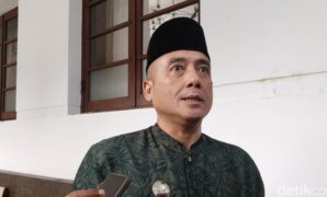 1765710346537-wakil-wali-kota-bandung-erwin-1764906655742_169