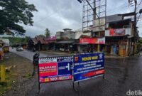 1765775118405-kondisi-jalur-nasional-bagbagan-kiaradua-di-kabupaten-sukabumi-dilaporkan-semakin-parah-1765771015823_169