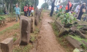 1765818318542-simbolis-pemugaran-situs-megalitikum-gunung-padang-1765796871392_169
