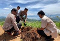 1765991125278-penanaman-pohon-di-bekas-galian-tambang-di-sumedang-1765974398914_169