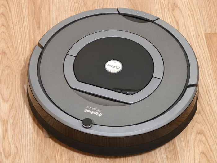 1766034318188-roomba-1765857985871_43