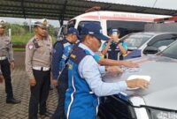 1766099067429-apel-gelar-pasukan-tol-cisumdawu-dan-pemberian-obat-vitamin-kepada-sopir-1766057900678_169