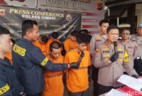 1766228723477-polisi-amankan-belasan-pemuda-yang-bacok-warga-cimahi-1766132411374_169