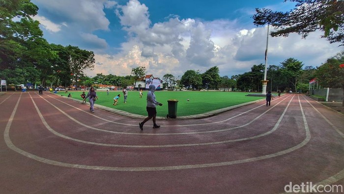 1766315098527-lapangan-upakarti-di-soreang-kabupaten-bandung-1766133869723_169