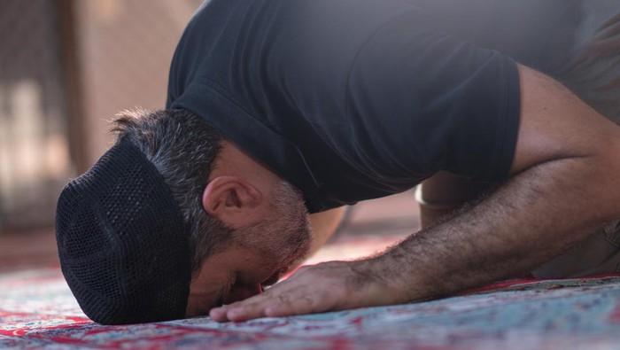 1766703874573-jadwal-sholat-jakarta-dan-sekitarnya-hari-ini-6-juli-2022_169