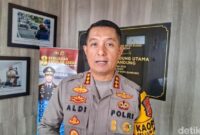 1766768749181-kapolresta-bandung-kombes-aldi-subartono-saat-wawancara-bersama-detikjabar-di-mapolresta-bandung-soreang-jumat-26122025-1766731088121_169