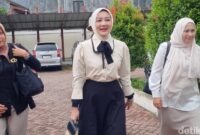 1767157539858-atalia-praratya-datang-ke-pa-bandung-jelang-pembacaan-gugatan-cerai-1767152747738_169