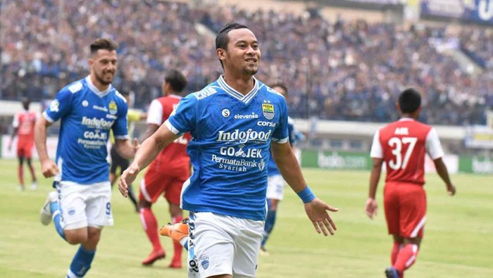 1767157554157-atep-saat-bermain-untuk-persib-bandung_169