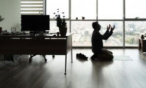 1767395074684-sholat_169