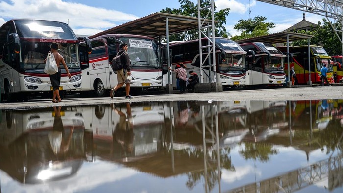 1767438465786-jelang-nataruterminal-leuwipanjang-bandung-siapkan-ratusan-armada-bus-akap-1_169