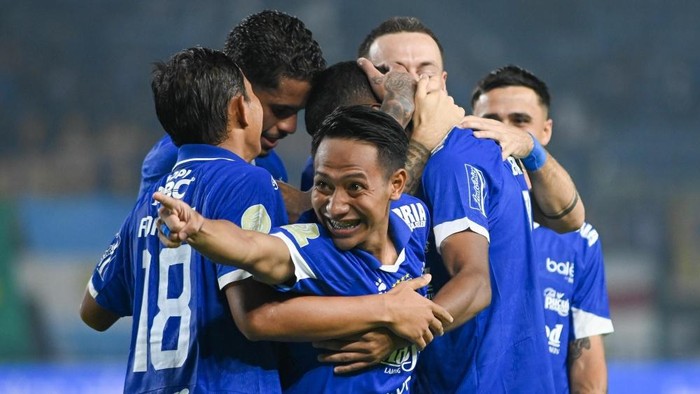 1767589583281-persib-bandung-1762328031416_169