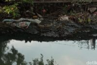 1767632711079-kondisi-sungai-sukalila-kota-cirebon-1767604699991_169