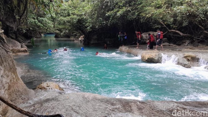 1768043096034-bodyrafting-di-green-canyon-kertayasa-kecamatan-cijulang-kabupaten-pangandaran-1768023651244_169