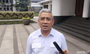 1768043101002-wali-kota-bandung-m-farhan-1765179367397_169