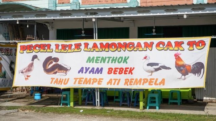 1768129504020-fakta-spanduk-pecel-lele-1_169