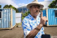 1768215920421-komisaris-pt-persib-bandung-bermartabat-pbb-umuh-muchtar-1751261671281_169