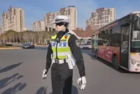 1768475149262-robot-polisi-china-1768440674834_169