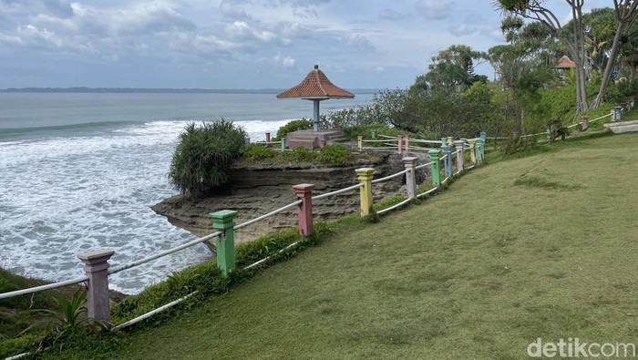 1769036690625-suasana-di-pantai-batuhiu-1768987220298_169