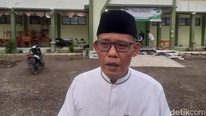 1769209495261-ketua-pcnu-kabupaten-cirebon-kh-aziz-hakim-syaerozie-1769168973594_169