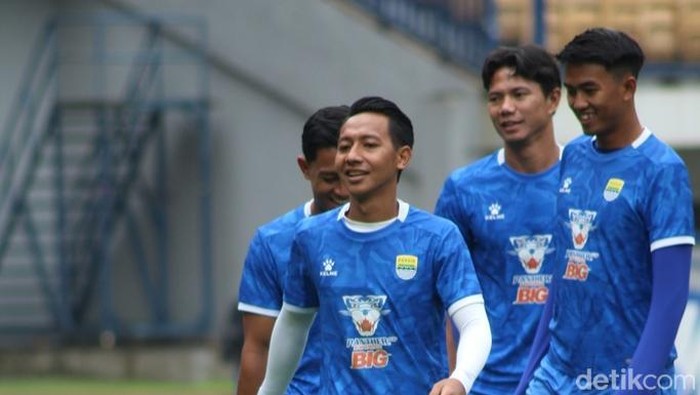 1769360781256-para-pemain-persib-1769252401481_169
